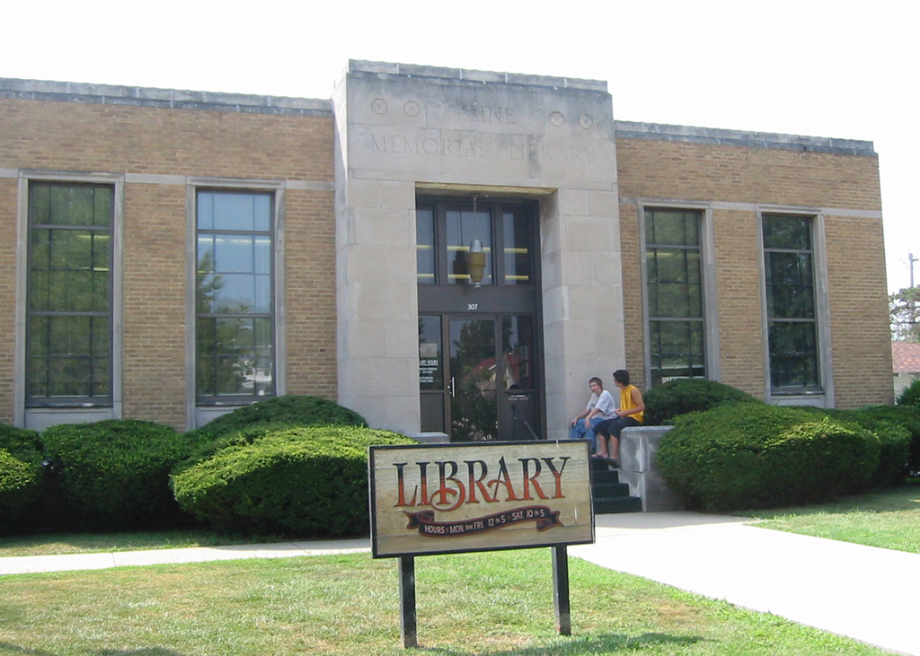 Chrisman Public Library CommunityWalk